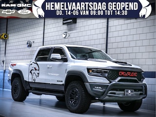 Dodge Ram 1500 TRX | 6.2L V8 Supercharged | 4x4 Crew Cab | Carbon | Panorama