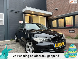 BMW 116i Introduction|PDC|NAVI|STOEL.VERW|CLIMATRONIC