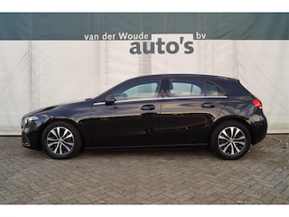Mercedes-Benz A-klasse 180d Premium Style -LED-NAVI-ECC-PDC-CAM-