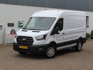 Ford Transit GB 350 L2H2 TDCi 105pk FWD Trend/ Trekhaak met 2500KG trekgewicht/ Parkeersensoren V+A/ DAB/ Cruise control/ 3 Zitplaatsen/ Airco/ Origineel NL/ NAP