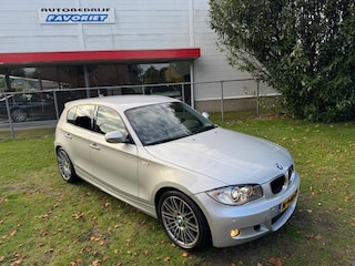 BMW 130i M-SPORT ULTIMATE EDITION/AUTOMAAT/F1/LEER/XENON