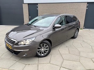 Peugeot 308 SW 1.2 VTi Style|Climate-Control|Pano-Dak|Dak-Rails|Groot scherm en privacy glas