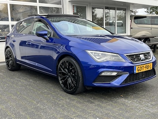 Seat Leon 1.8 TSI FR 180 pk Panoramadak 19" lichtmetalen velgen Mulitmedia voorbereiding