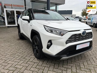Toyota RAV4 2.5 Hybrid Dynamic, Automaat, Apple carplay, DAB, Camera, Cruise, etc.