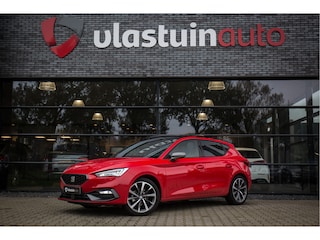 Seat Leon 1.5 eTSI FR Business Intense , Pano dak, Adap. cruise,