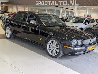 Jaguar XJ 4.2 V8 S/C Automaat 396pk Leer, Airco, Cruise control, Stoelverwarming, Youngtimer