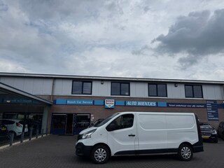 Renault Trafic 1.6 dCi 66kw | L2 Comfort 3-Pers | Airco