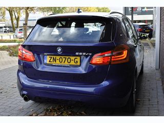 BMW 2-serie Tourer 225xe LEDER SPORTSTOELEN NAVIGATIE LMV LED