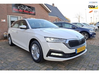 Skoda Octavia Combi 1.0 e-TSI Business Edition. LED, virtual cockpit, flippers, elek.pakket, etc. Prijs rijklaar incl garantie!