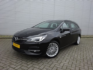 Opel Astra Sports Tourer 1.2 Business Edition Navi / Trekhaak / Cruise control / Led