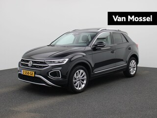 Volkswagen T-Roc 1.5 TSI Style 150 PK DSG Apple Carplay | Trekhaak | Navigatie | Stoelverwarming | Comfort pakket | Assisentiepakket | Design pakket | Deep black |