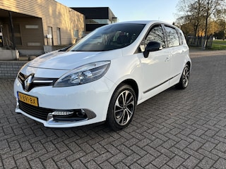 Renault Scénic 2.0 Bose Automaat [ fm navi,camera,ecc,lmv,pdc,cruise ]
