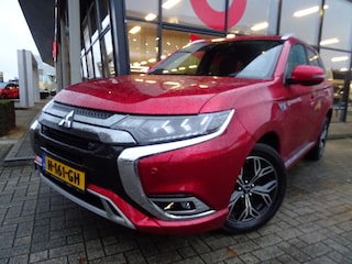 Mitsubishi Outlander 2.4 PHEV Instyle 240 PK / 1E EIGENAAR / DEALER ONDERHOUDEN