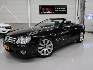 Mercedes-Benz SL 350 Youngtimer Zeer nette auto met lage km stand en volledige onderhoudshistorie aanwezig. Automaat, Airco, Leer, Navigatie, Sportstoelen, 6 Cilinder, PDC Cruise control, Elektrische stoelen met memory