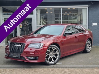 Chrysler 300C 3.6 V6 Burgundy Sport / LEDER / STOELVERW. / BEATS AUDIO / CLIMA /