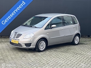 Lancia Musa 1.4 Argento AIRCO 123dkm