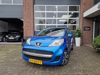 Peugeot 107 1.0-12V Urban Move|Nap|Apk|Airco|5drs|1ste eig