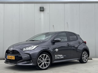 Toyota Yaris 1.5 Hybrid 130 Executive Automaat | Navigatie | Cruise control adaptief | LED | Keyless | Stoelverwarming | 18'' |