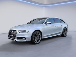 Audi A4 Avant 3.0 TFSI quattro Pro Line Apple Carplay/Leder-Alcantara/Parkeersens V+A/Stoelverw./19''LMV/(MET GARANTIE*)