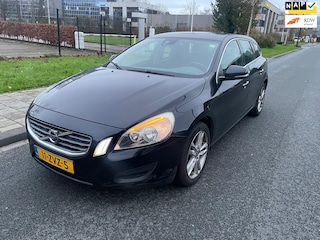 Volvo V60 1.6 D2 Momentum | ZIE OMSCHRIJVING | EXPORT