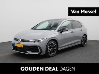 Volkswagen Golf 1.5 eTSI R-Line Edition 150 PK DSG | Apple Carplay | Comfort pakket | Black style pakket | Multimedia pakket plus | Assistance pakket plus | Panorama-schuif-/kanteldak | Travel assist | Harman Kardon | Trekhaak | Stuurverwarming }