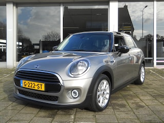 Mini Cooper 1.5 Business Edition