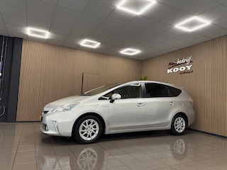 Toyota Prius+ Prius Wagon 1.8 Aspiration 96g * 7 Persoons / Panoramadak / Camera / LED / NL Auto *