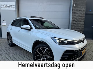 Volkswagen Tiguan 1.5 eTSI R-Line [Pano|HUD|H&K|StuurVW|Trekhaak]