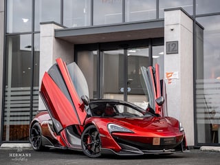 McLaren 600LT 3.8 V8 / 670PK / MSO / Ceramic / Carbon / Front Lift / B&W audio