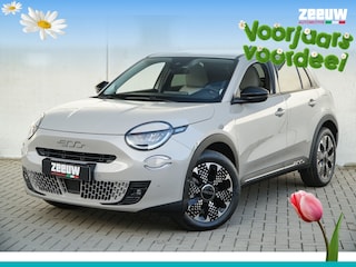 Fiat 600 1.2 Hybrid 136 PK La Prima | Navi | Camera | Carplay