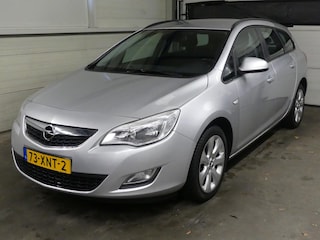 Opel Astra Sports Tourer 1.4 Cosmo - Navigatie