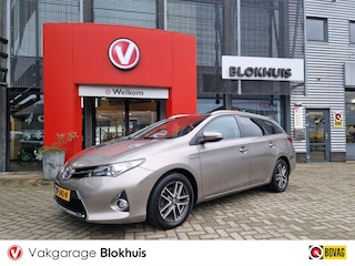 Toyota Auris Touring Sports 1.8 Hybr. Dynamic | Navi | LMV | Cruise