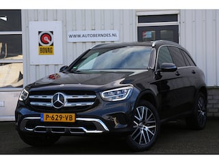 Mercedes-Benz GLC 300e Plug in hybride PHEV 4MATIC Luxury*NL-Auto*Perfect MB Onderh.*1ste Eig*Elek. Trekhaak/Elek. Klep/Digi.Klokken/Standkachel/Camera/Leder/Stoelverw./LED/DAB/Parkeersens.V+A/19 inch LM*