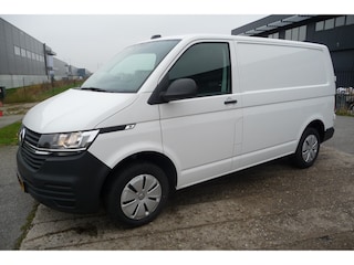 Volkswagen Transporter 90 pk 2.0 TDI L1H1 26 Economy Business deurtjes, bank, carplay, cruise, BPM vrij, nieuwe auto