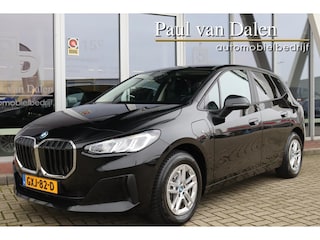 BMW 2-serie Tourer (u06) 225e XDRIVE 245PK PHEV AUTOMAAT Navi | Widescreen | Clima | Camera | Sfeerverl. | Cruise | Led | Dab | Stoelverwarming | Led |