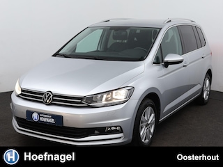 Volkswagen Touran 1.5 TSI Highline 7p Automaat | Stoelverwarming | Adaptive Cruise Control | Parkeersensoren | Apple CarPlay
