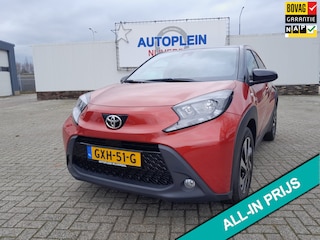 Toyota Aygo 1.0 VVT-i MT Pulse mooie complete Aygo in het rood!