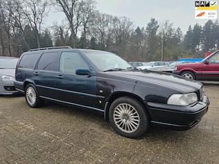 Volvo V70 2.5 T Exclusive