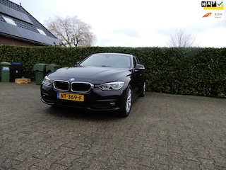 BMW 3-serie Touring 318i High Executive. Lederen bekleding,NAP.