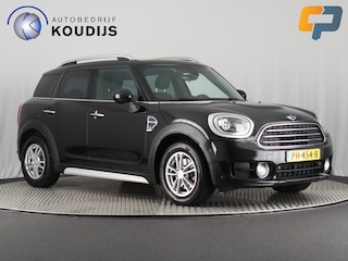 Mini Countryman 2.0 Cooper D Pepper (NL-Auto / Trekhaak / Pano / H&K / Navi / Cruise)