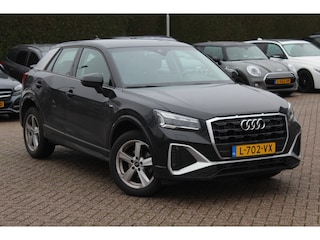 Audi Q2 35 TFSI Business Edition / Virtual Cockpit / Apple CarPlay / ACC / DAB / Keyless / 17'' / Matrix LED / Stoelverwarming / Elektr. achterklep