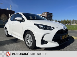 Toyota Yaris 1.0 VVT-i Active Carplay / Camera / Cruise