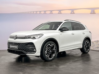 Volkswagen Tiguan 1.5 eTSI 150 7DSG R-Line Edition | 'App-Connect' draadloze smartphone integratie | Automatische afstandsregeling (Adaptive Cruise Control) | Digital Cockpit Pro (26 cm)