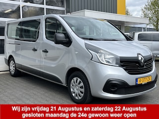 Renault Trafic Passenger 9-persoons 1.6 dCi Grand Authentique Energy BTW / BPM vrij marge Lengte 2 Airco Cruise control Navigatie PDC 2e eigenaar Combi Kombi Passenger Groepsvervoer Taxi Personenbus