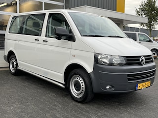 Volkswagen Transporter Kombi 2.0 TDI DSG Automaat L1H1 BTW en BPM vrij Airco Cruise control PDC Marge1e eigenaar Ideaal voor ombouw naar camper Euro 5 Combi Tourer Passenger Groepsvervoer Taxi
