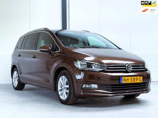 Volkswagen Touran 1.6 TDI SCR Connected Series 7p Camera