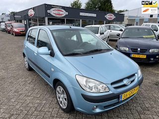 Hyundai Getz 1.4i Active Cool(st-bekr,airco,5drs,bj08,2599,-)