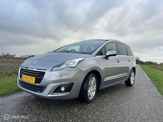 Peugeot 5008 1.6 THP Blue Lease Executive 7p. 155.895 n.a.p.