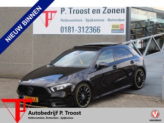 Mercedes-Benz A-klasse 250 Edition!! Amg pakket Automaat/Panoramadak/Digitale dash/Navigatie/Cruise control/Keyless entry+start/Matrix led koplampen/Sfeerverlichting/Stoelverwarming/Achteruitrijcamera/Parkeersensoren/Elektrisch verstelbare bestuurderstoel