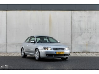 Audi A3 1.8 5V T S3 Ambition